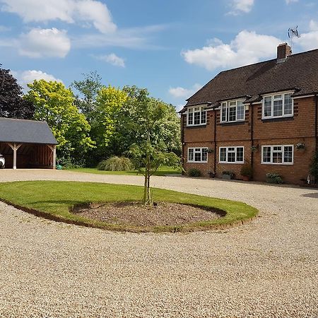 Latchmead Bed & Breakfast Stansted Mountfitchet Bagian luar foto