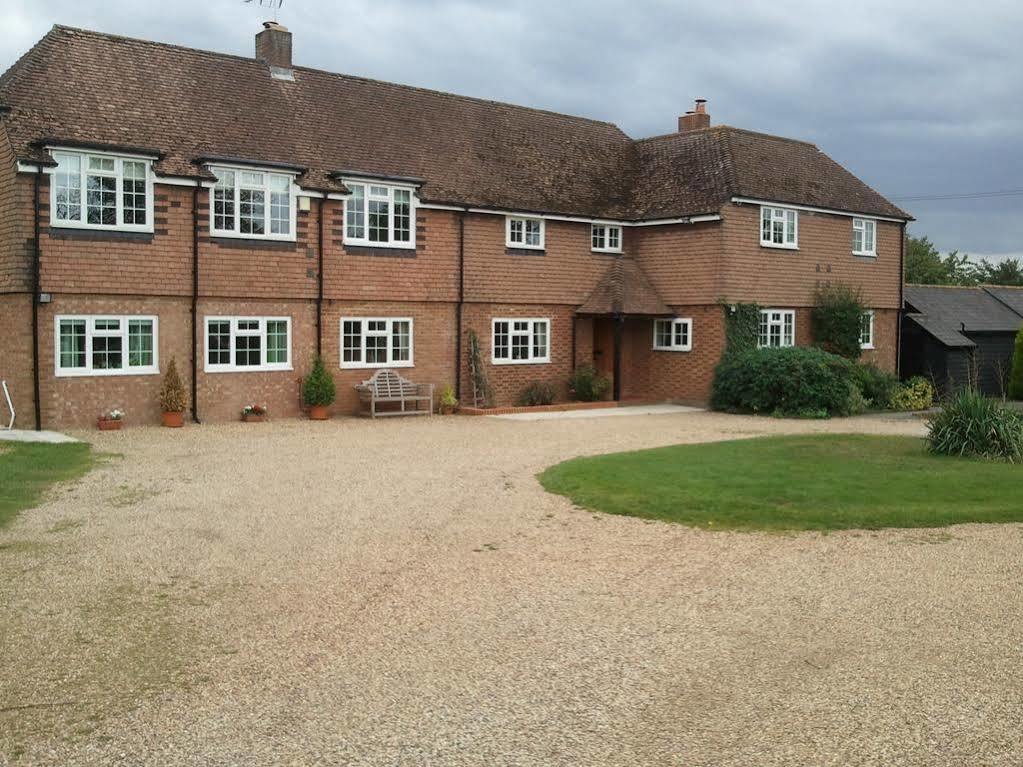 Latchmead Bed & Breakfast Stansted Mountfitchet Bagian luar foto