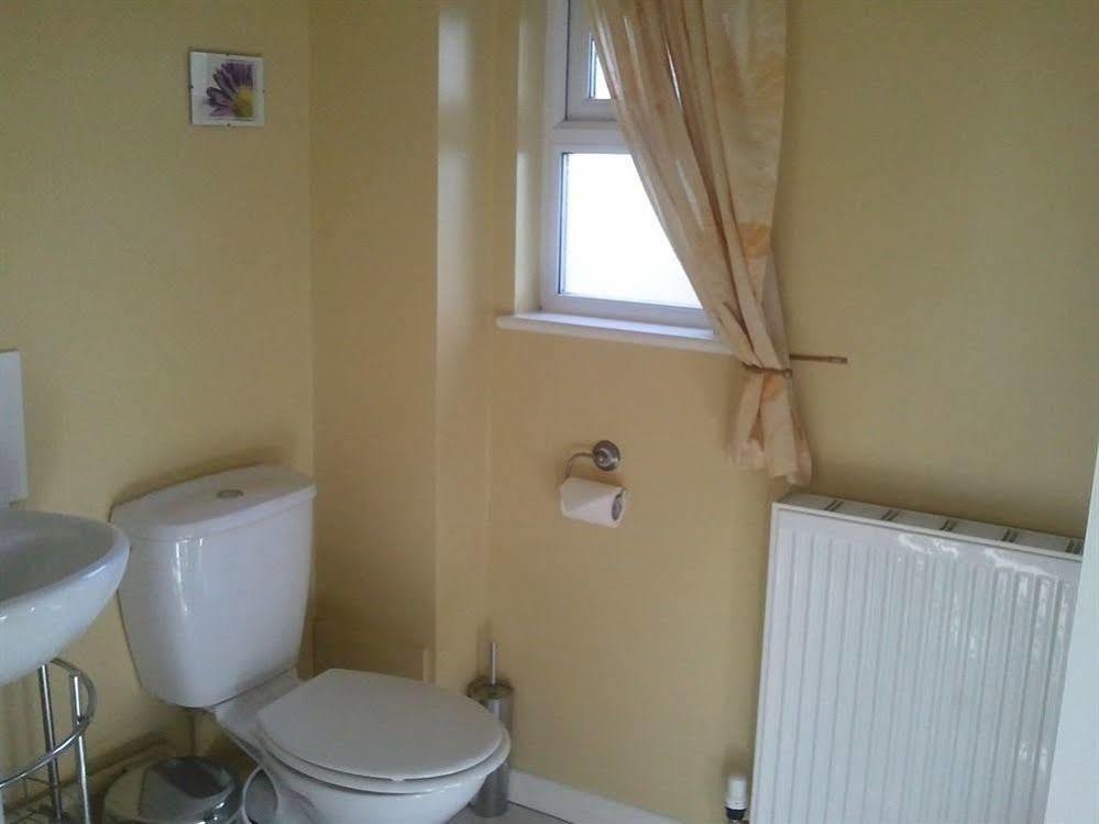 Latchmead Bed & Breakfast Stansted Mountfitchet Bagian luar foto